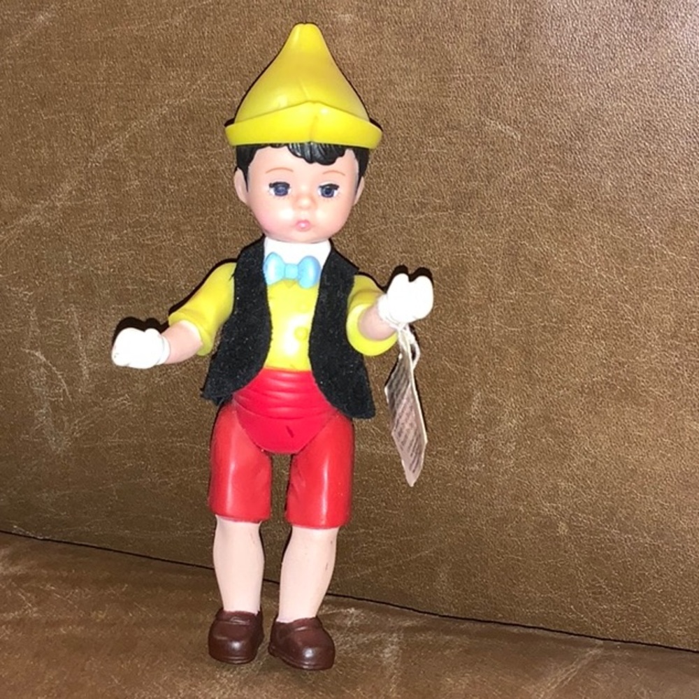 Madame Alexander Poseable Pinocchio Doll McDonalds Happy Meal Toy 2004